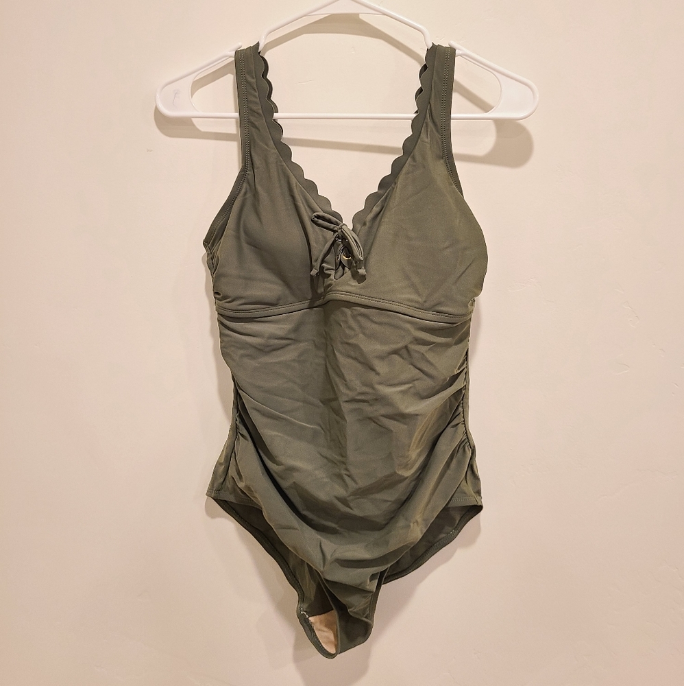 One piece swimsuit